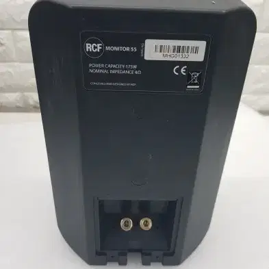 RCF MONITOR 55 5인치 스피커 1개 입니다