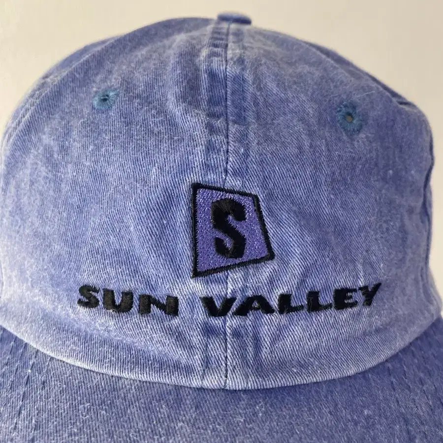 Sun Valley Vintage Cap