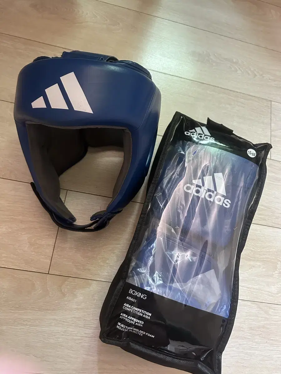 adidas iva glove headgear