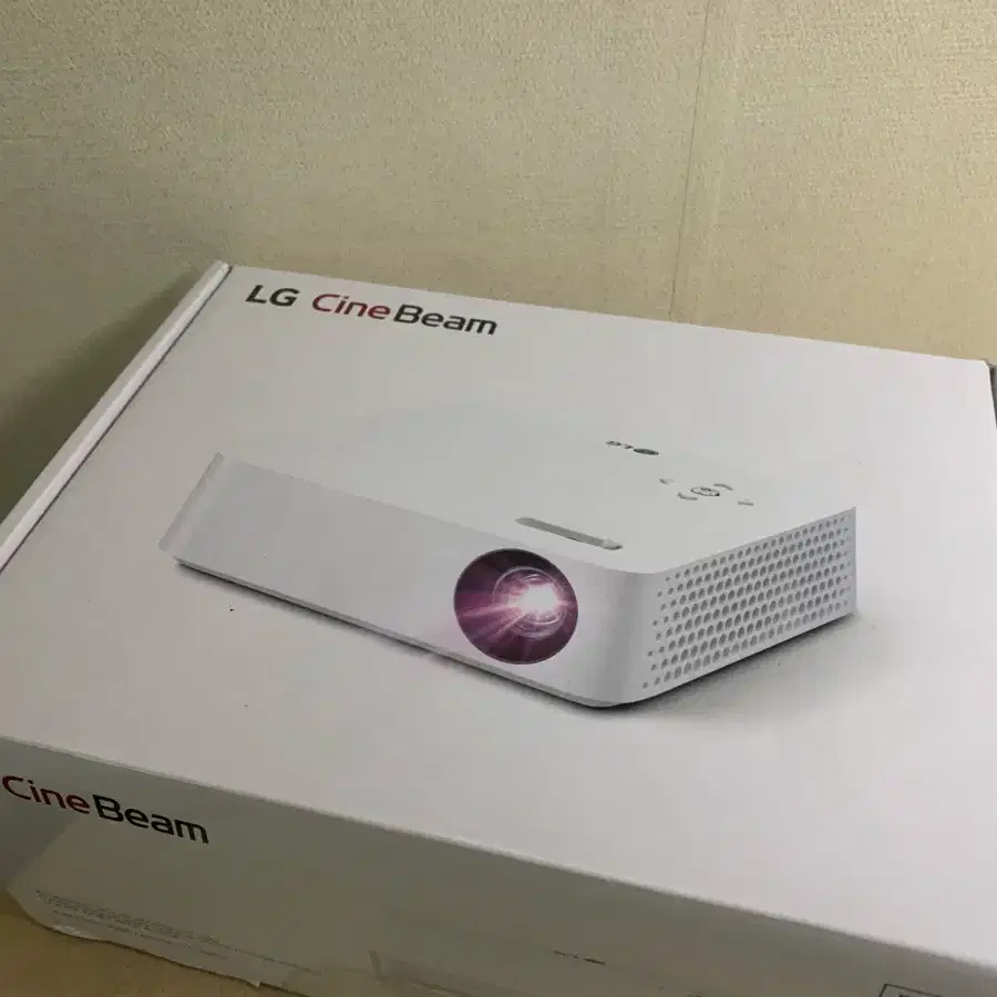 LG 시네빔 PH30N