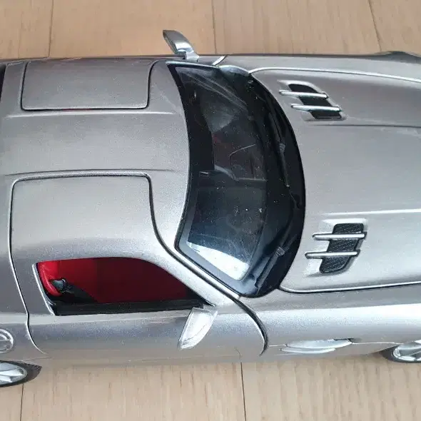 마이스토 다이캐스트 1:18 벤츠 sls AMG