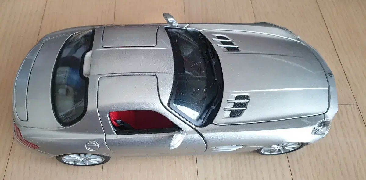 마이스토 다이캐스트 1:18 벤츠 sls AMG