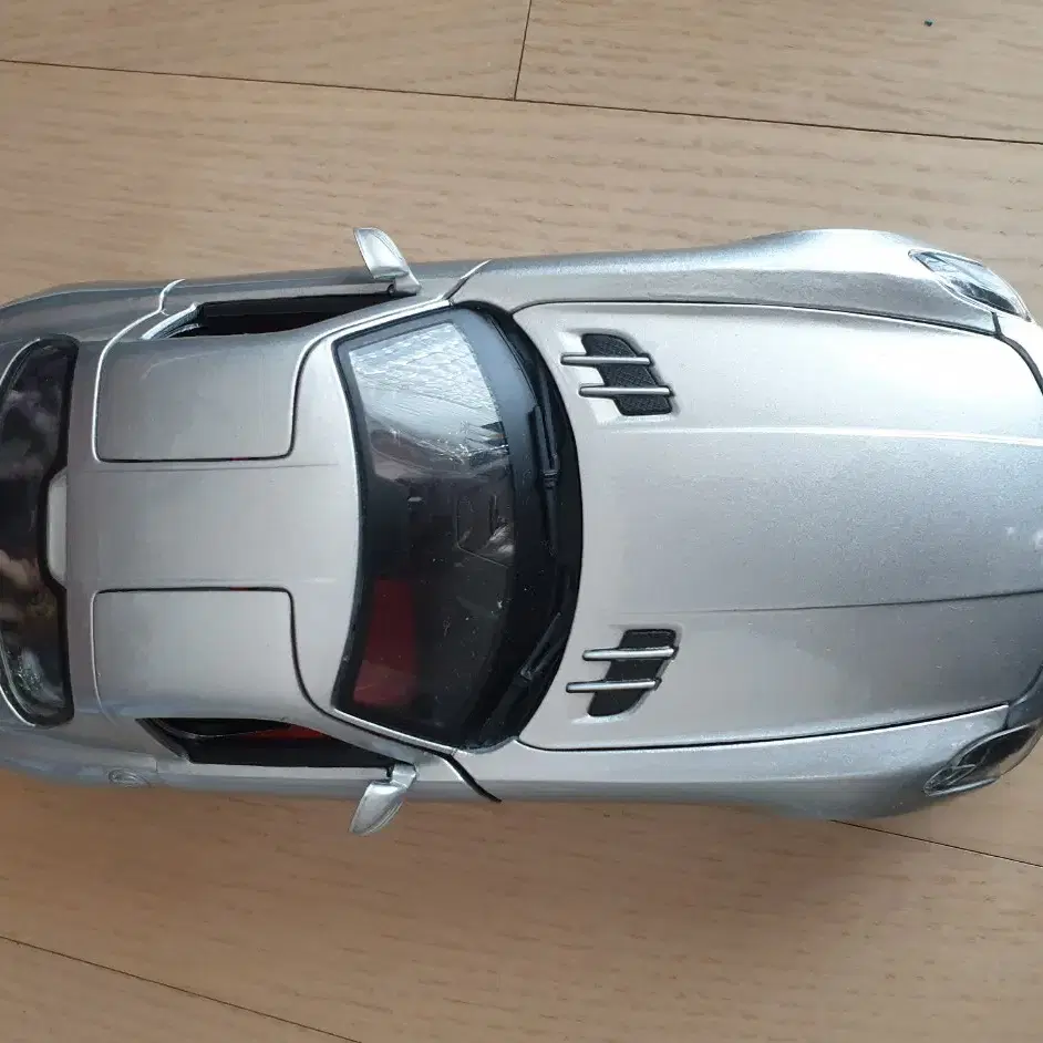 마이스토 다이캐스트 1:18 벤츠 sls AMG