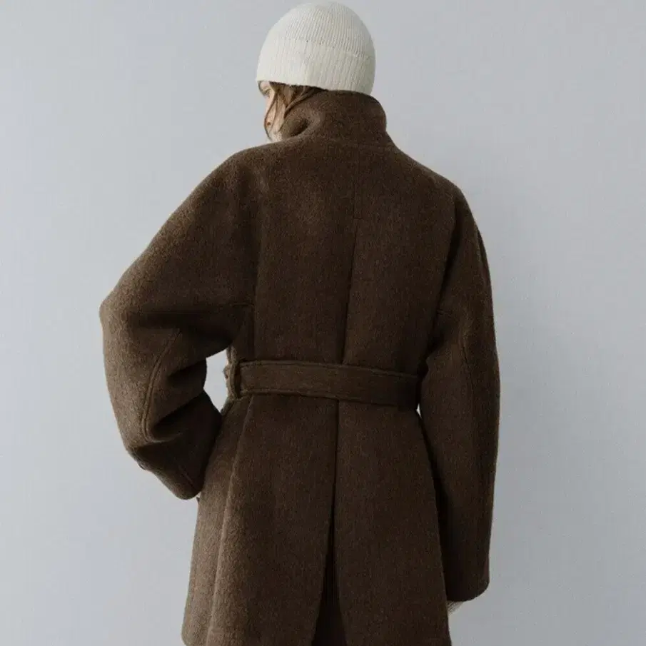 [모한] TFW YAK WOOL HIGH NECK HALF COAT