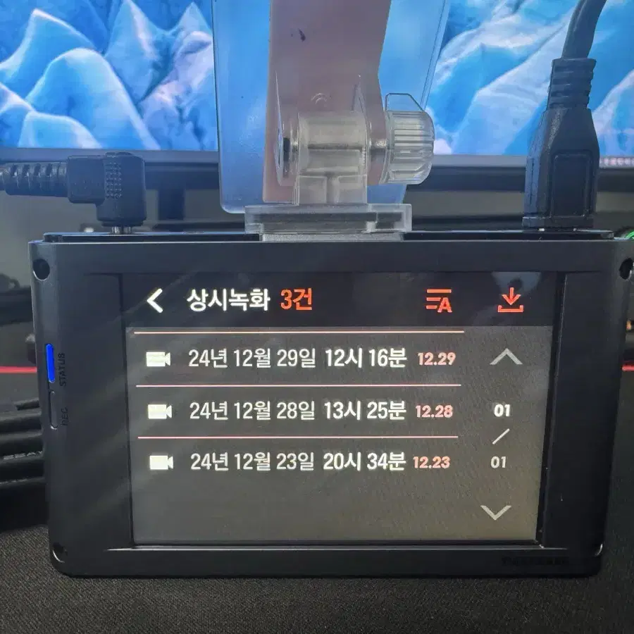 블랙박스 2채널 아이나비 QXD5000 QHD 32GB 팝니다. 2572