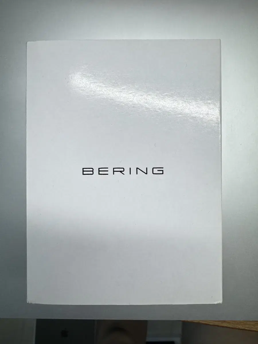 Bering 울트라씬 손목시계 팝니다