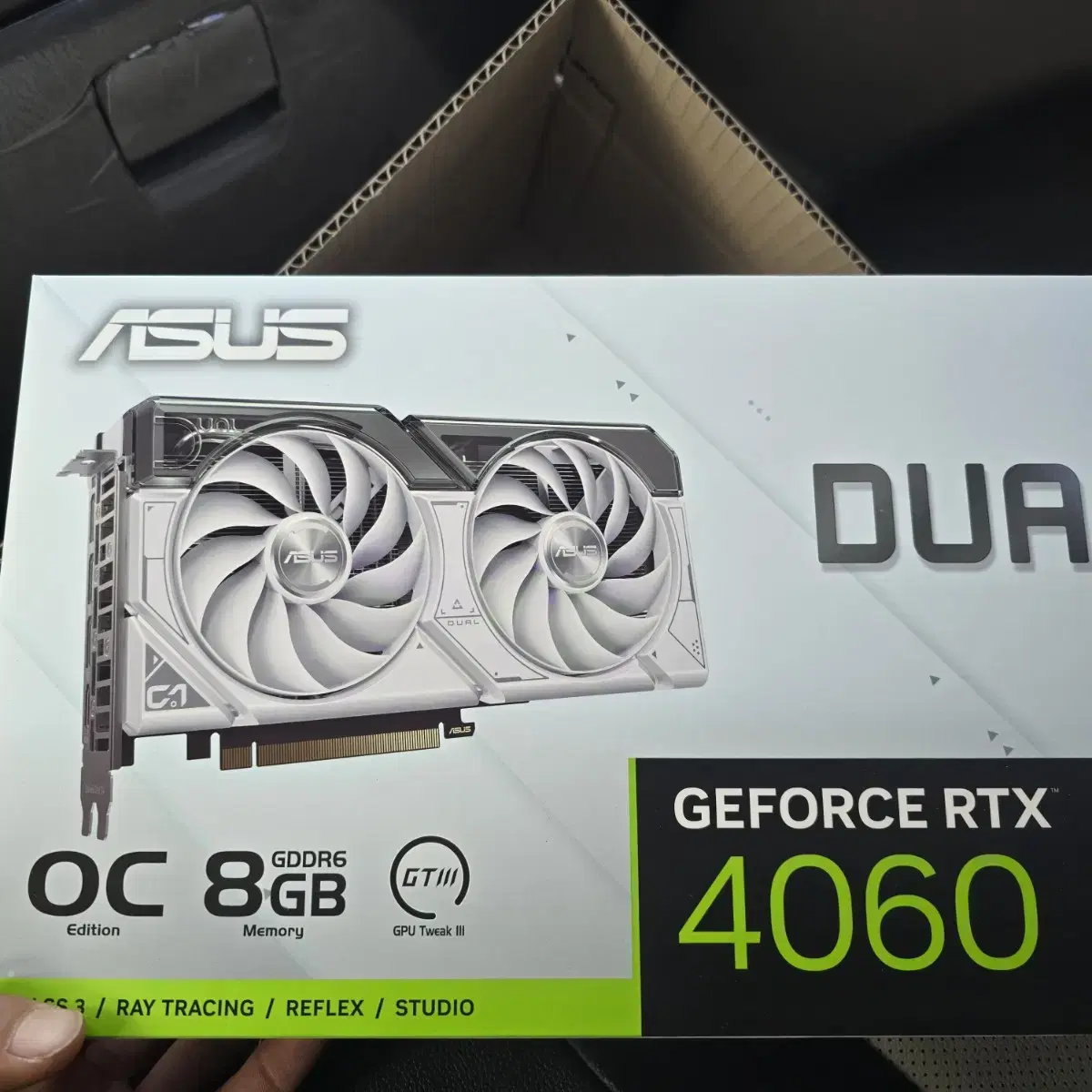 ASUS  DUAL 지포스RTX 4060 O8G OC D6 8GB 화이트