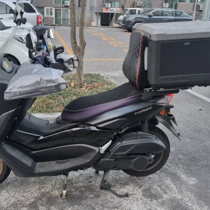 24년식 NMAX125cc 오토바이 신차 컨디션