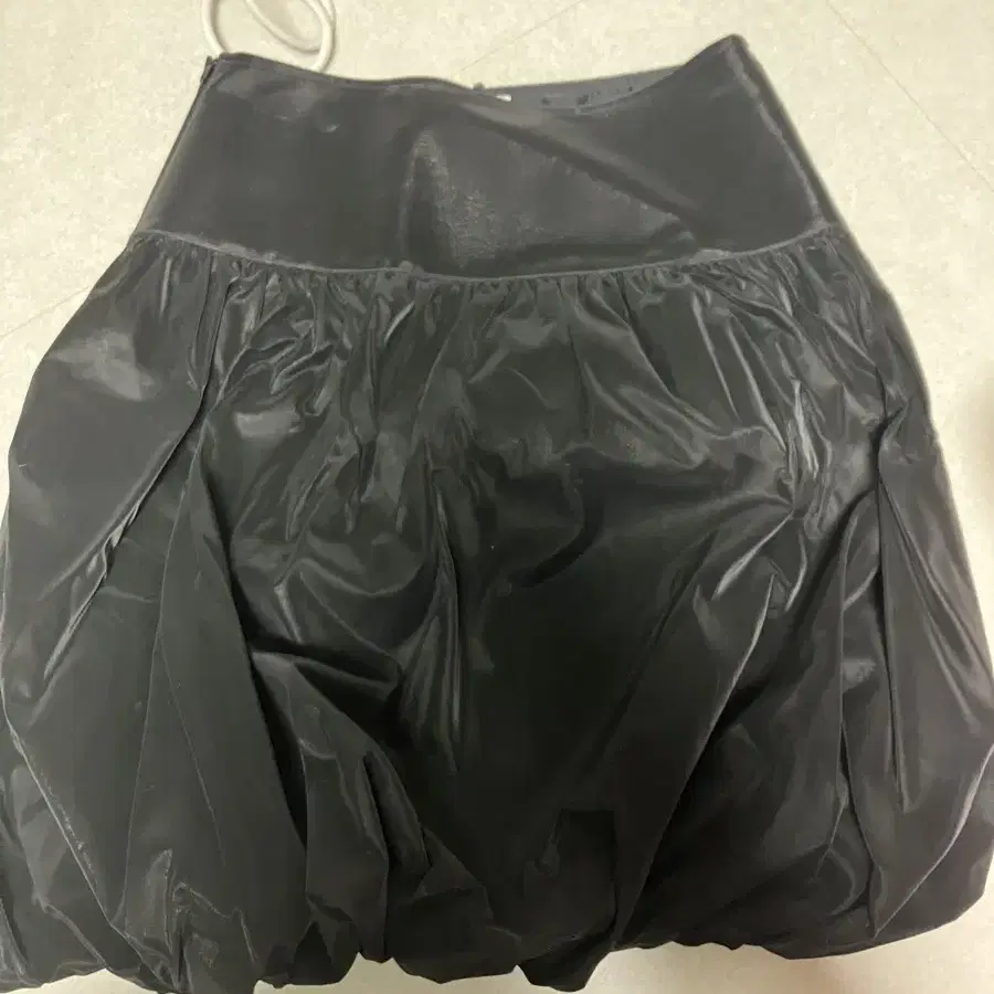 버물라 yoke baloon skirt black