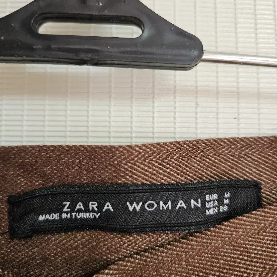 ZARA 자라 라떼갸루 맥시 롱스커트  (비스코스폴리혼방)