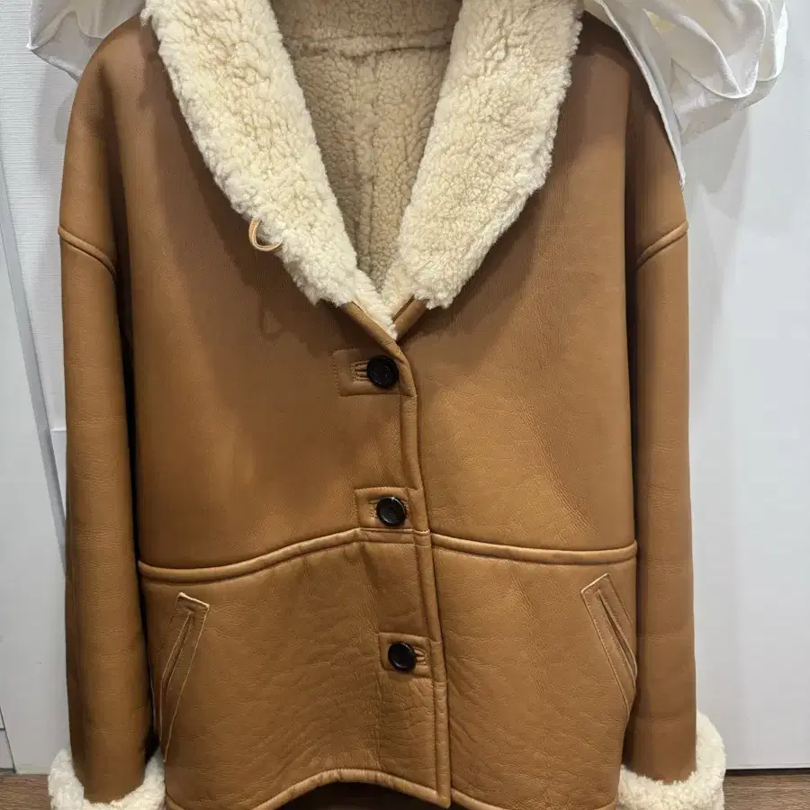 얼바닉 retro shearling jacket 시어링 자켓