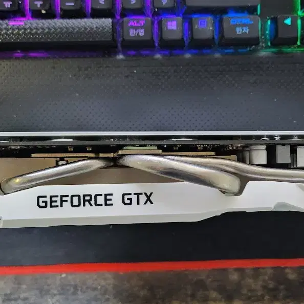 GALAX GTX 960 2GB 화이트 그래픽카드