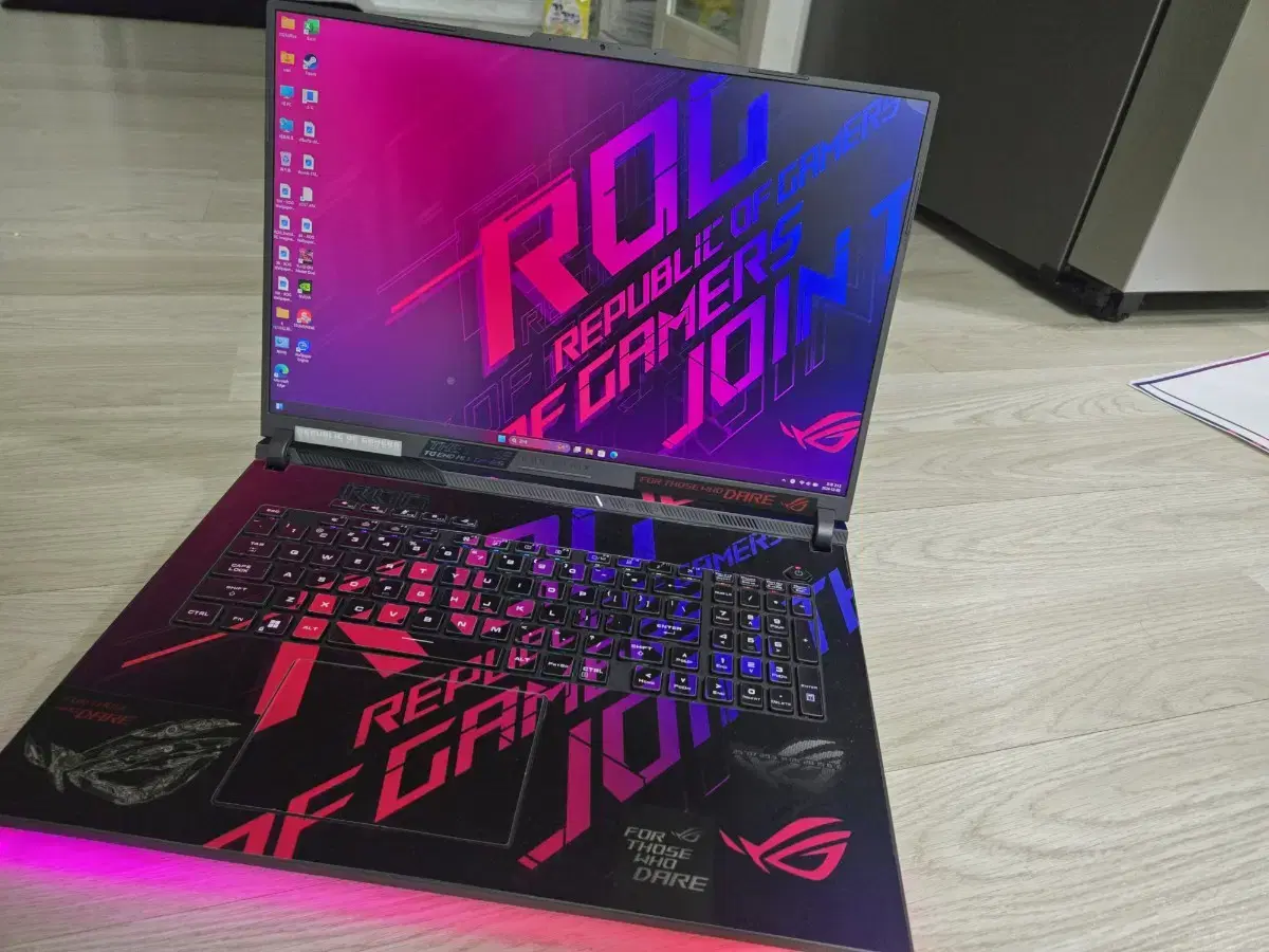 ASUS ROG STRIX G18 노트북 팝니다.