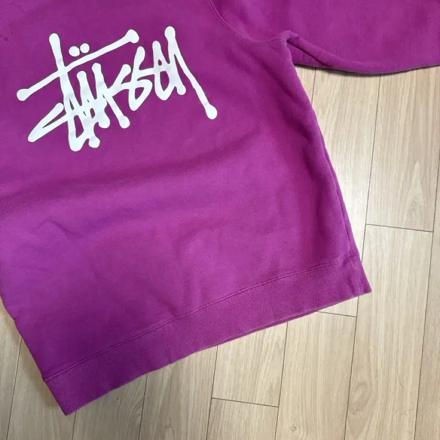 Stussy 스투시 맨투맨