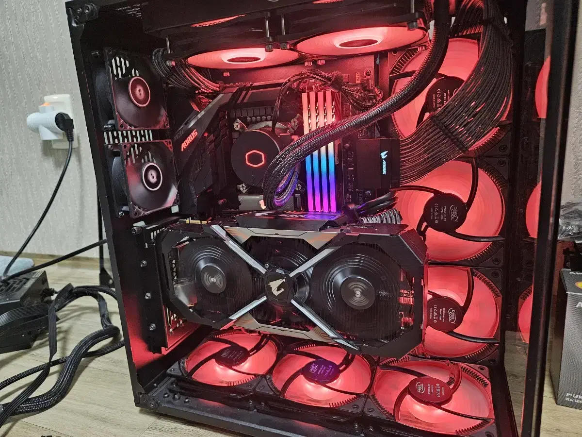 i7 9700kf 1080ti 조립pc 판매합니다