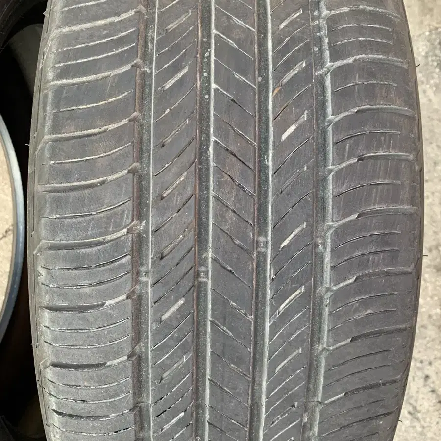 255/50R20 중고T