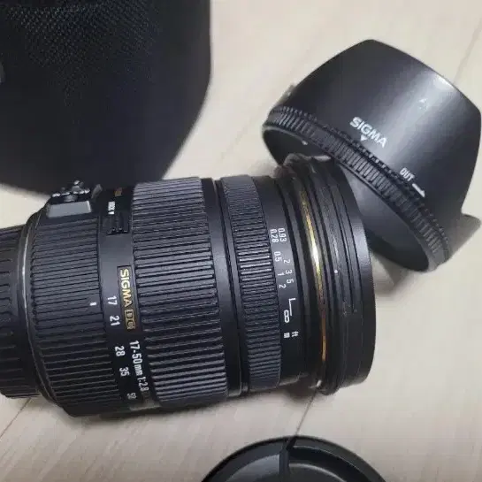 캐논 EF 마운트 시그마 17-50mm f2.8 DC OS HSM 렌즈