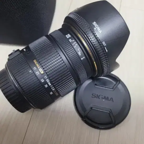 캐논 EF 마운트 시그마 17-50mm f2.8 DC OS HSM 렌즈