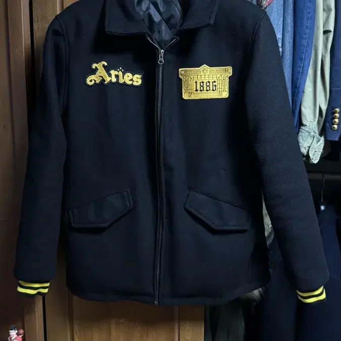 아스날 x Aries Wool Bomber Jacket