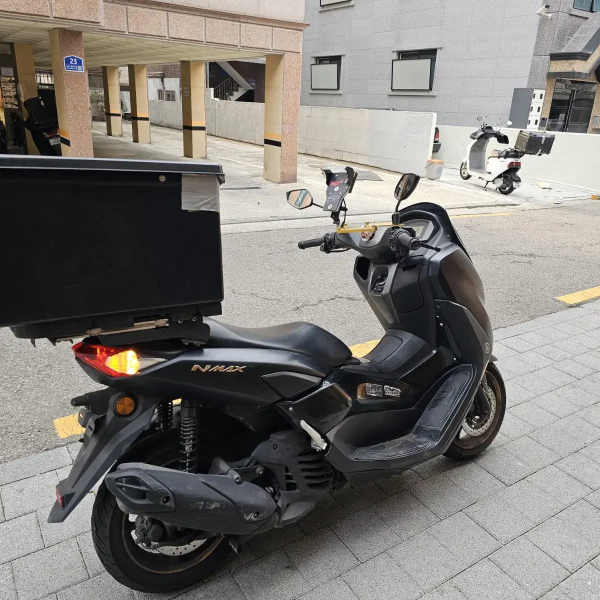 Nmax125 23년식 185만원 싸게 판매합니다! (Pcx