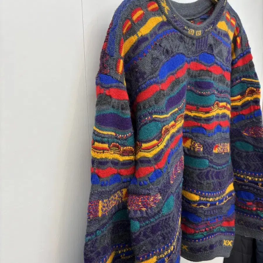 COOGI knit