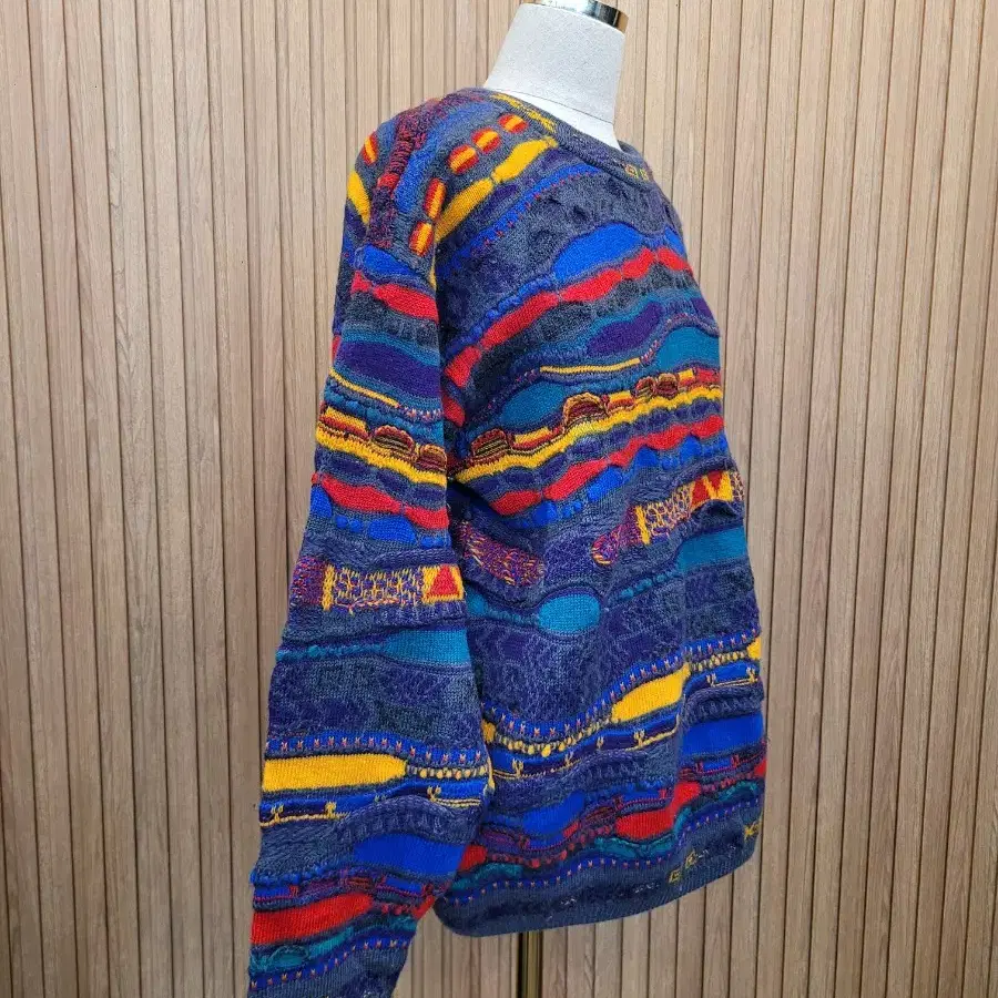 COOGI knit