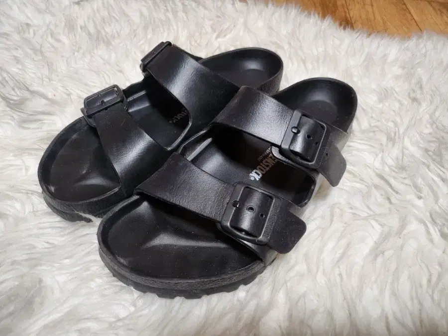 BIRKENSTOCK버켄스탁남성슬리퍼41사이즈265