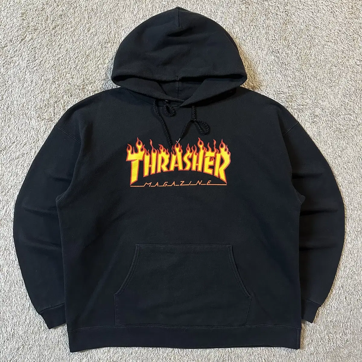 [M] 트레셔 THRASHER 플레임 로고 후드티 블랙