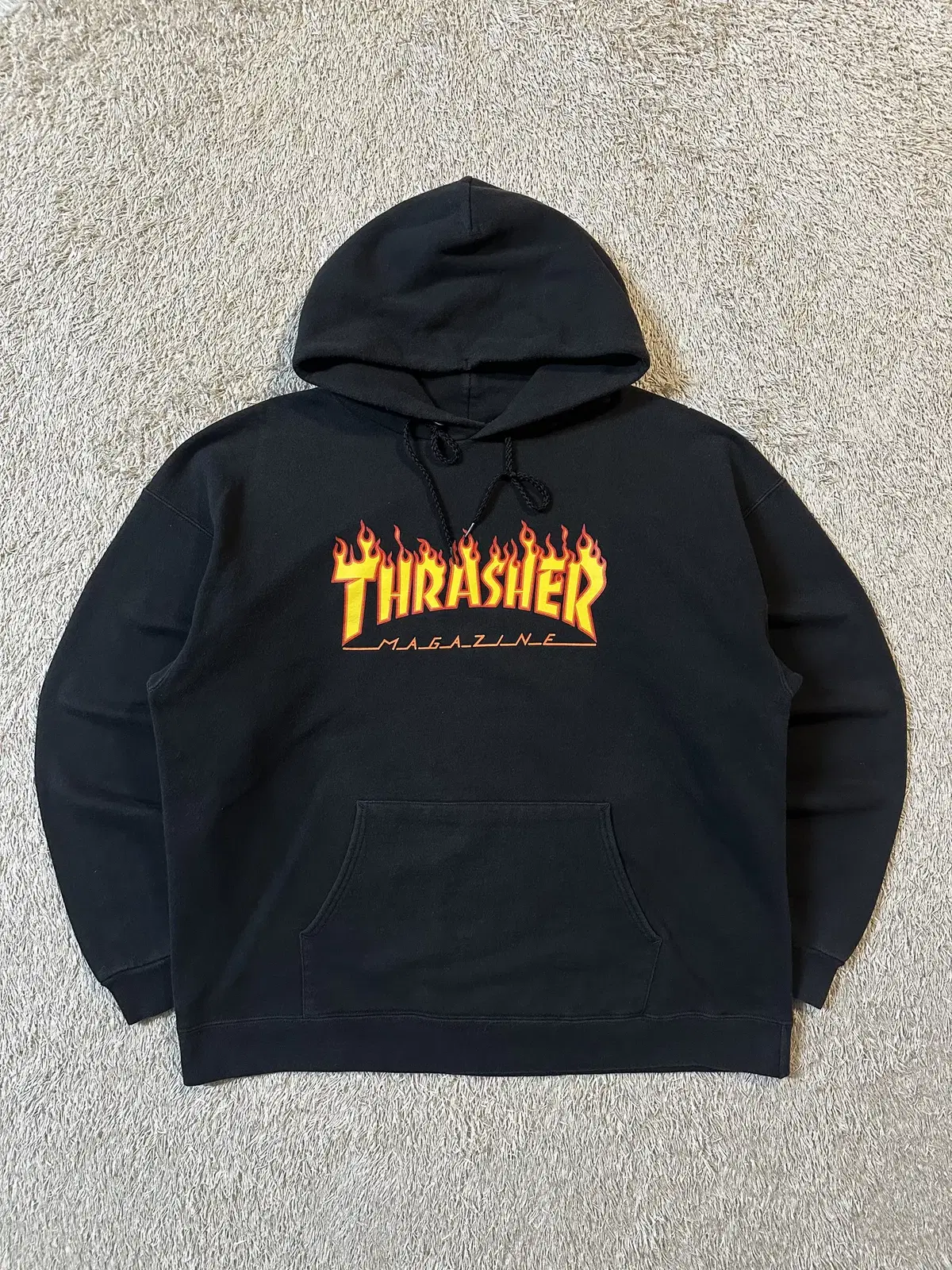 [M] 트레셔 THRASHER 플레임 로고 후드티 블랙