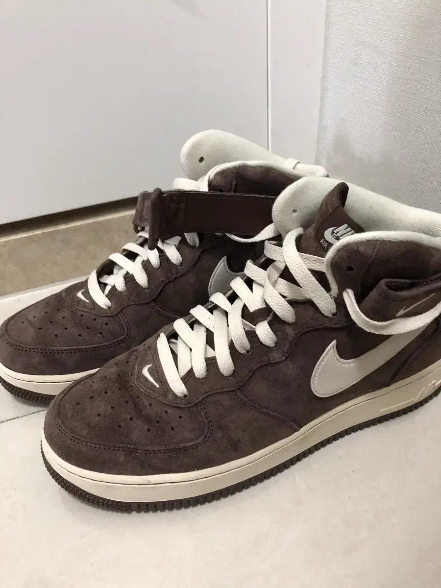 Nike Air Force 1 Mid '07 QS Chocolate