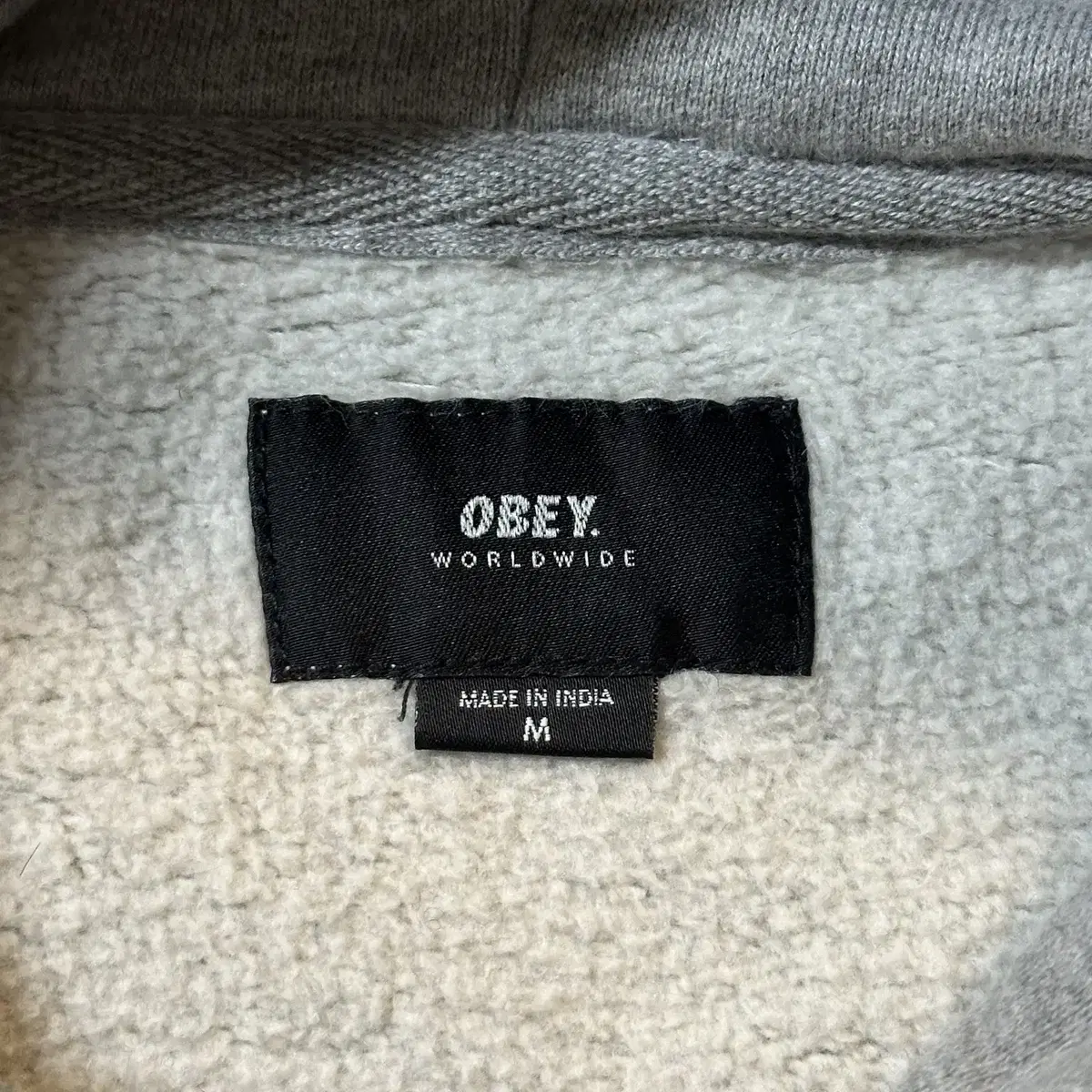 [M] 오베이 OBEY 아이즈 로고 블랙 헤비 스웻 후드티 그레이