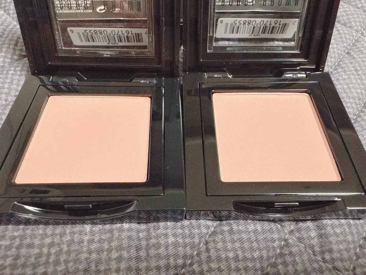 (Expiration Issue)Bobby Brown Eyeshadow Enticrose(Antipue Rose)