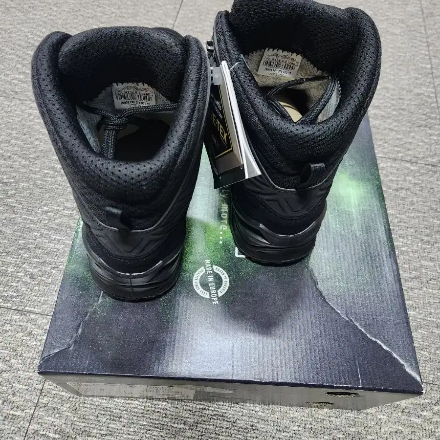 로와 전술화 INNOX PRO GTX MID TF