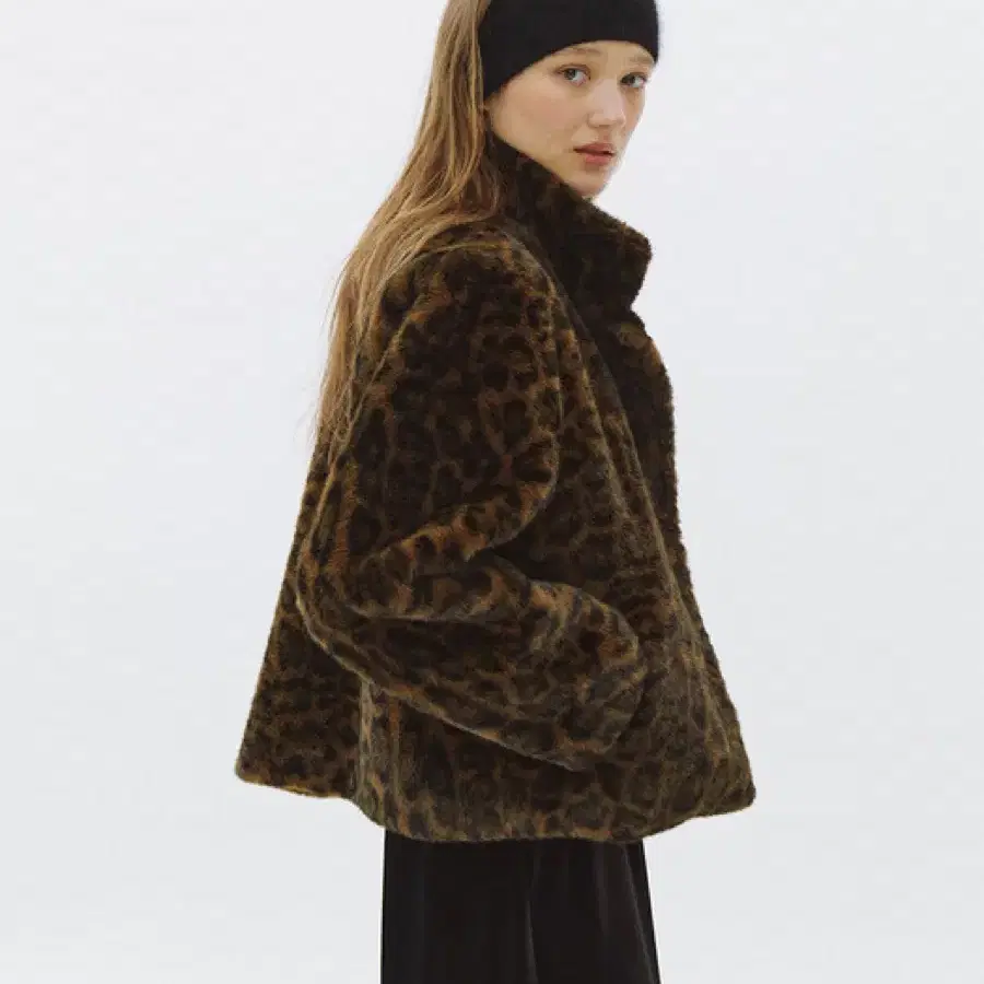 Lo61 leopard fur jacket