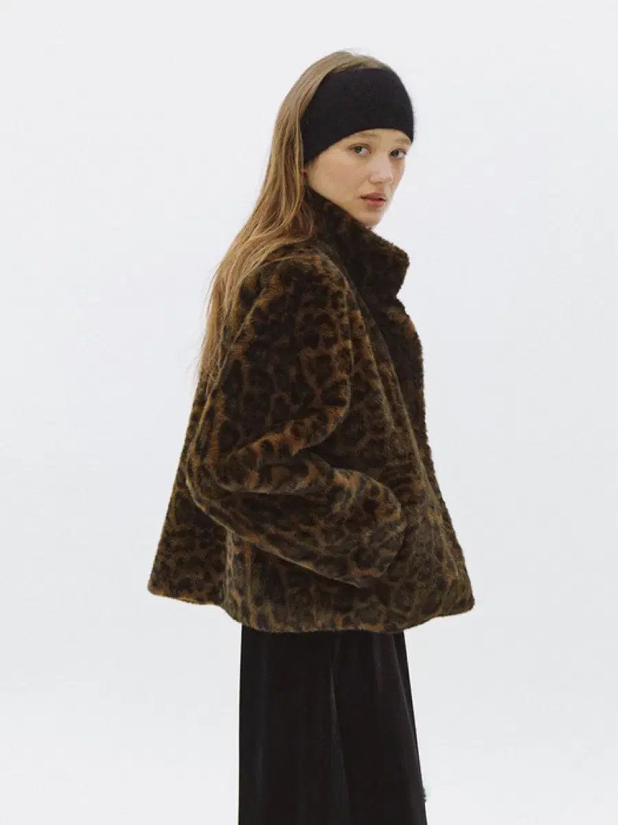 Lo61 leopard fur jacket