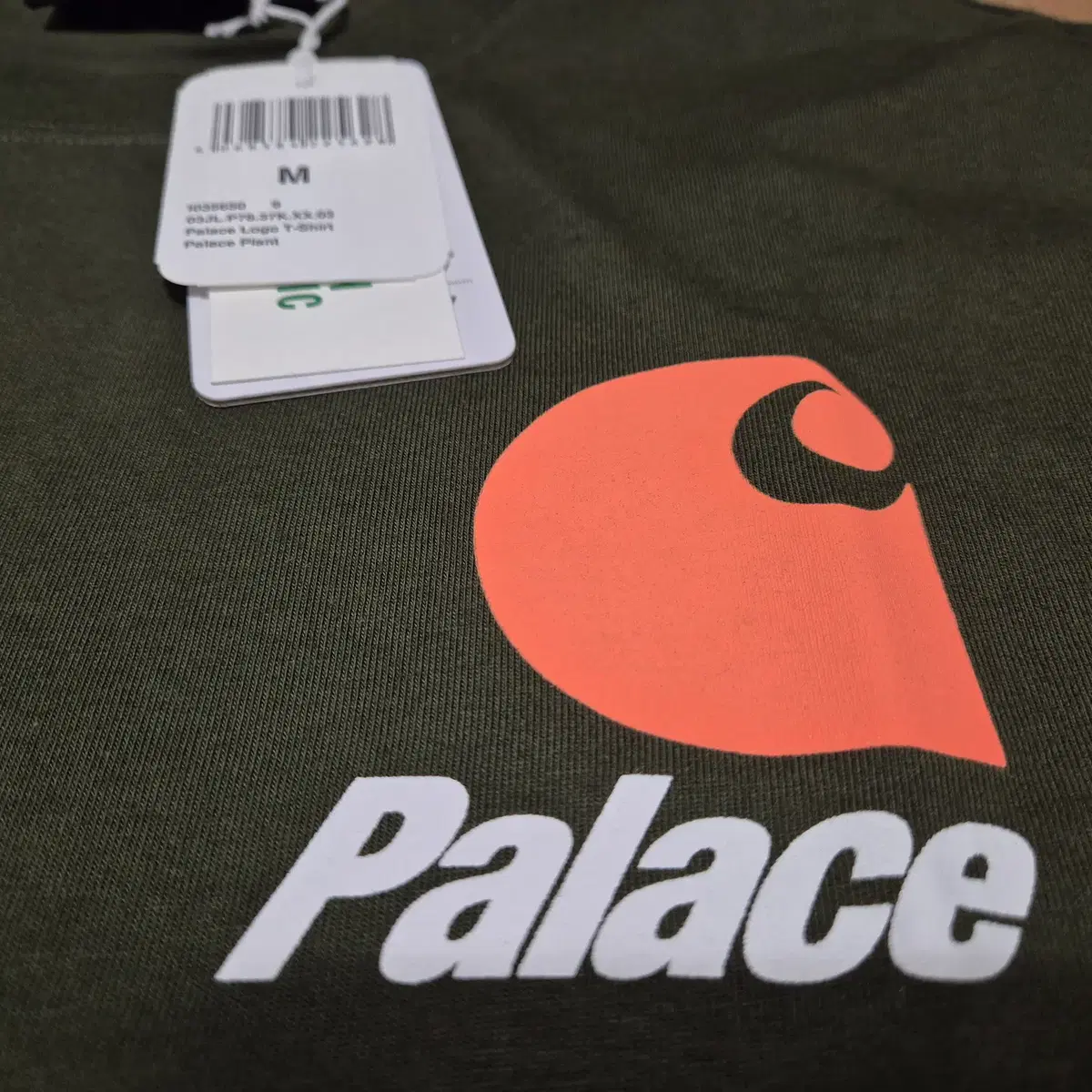 PALACE 팔라스 칼하트 롱슬리브 PLANT