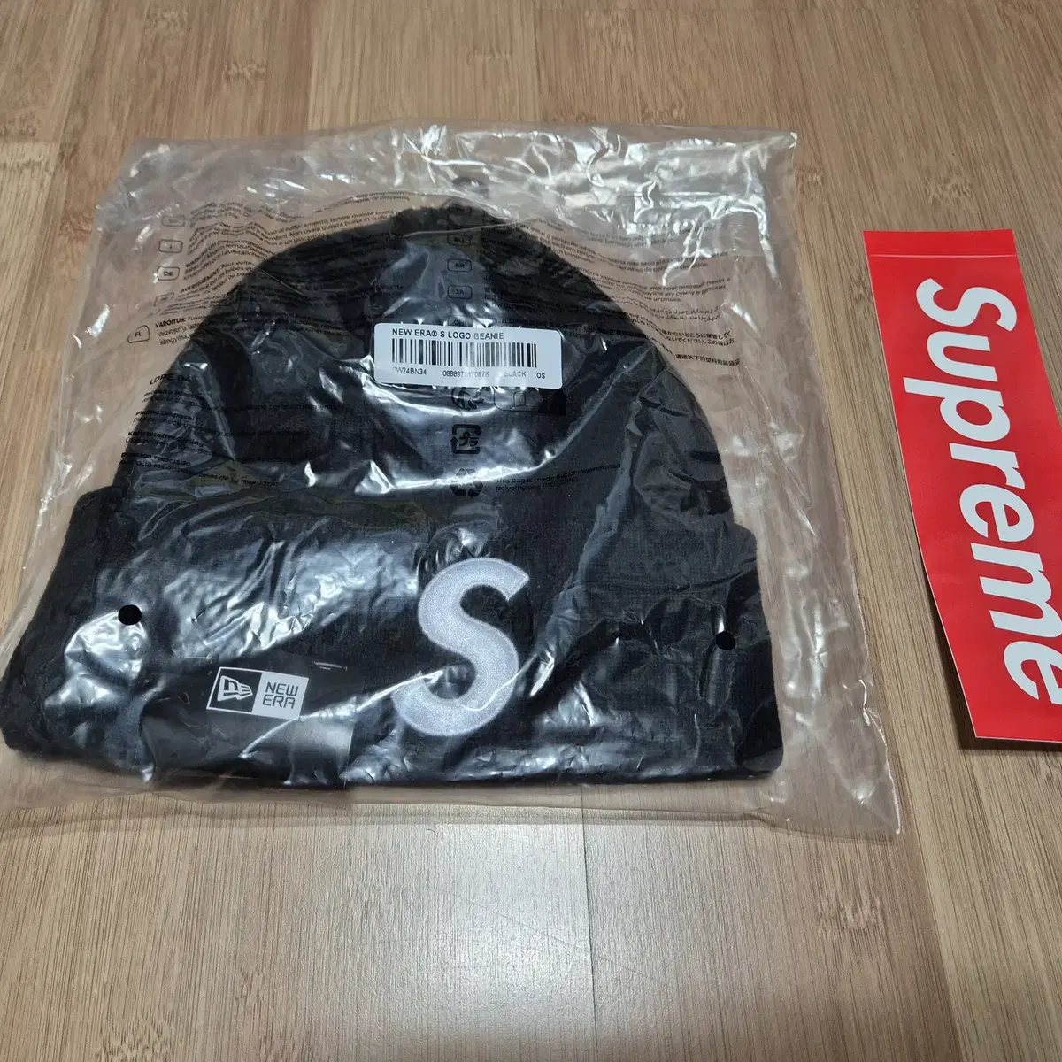 Supreme 슈프림 뉴에라 S로고비니 블랙