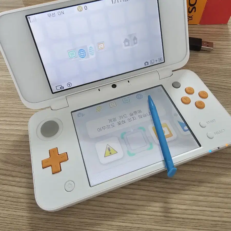 닌텐도2ds xl 화이트오렌지 풀박스