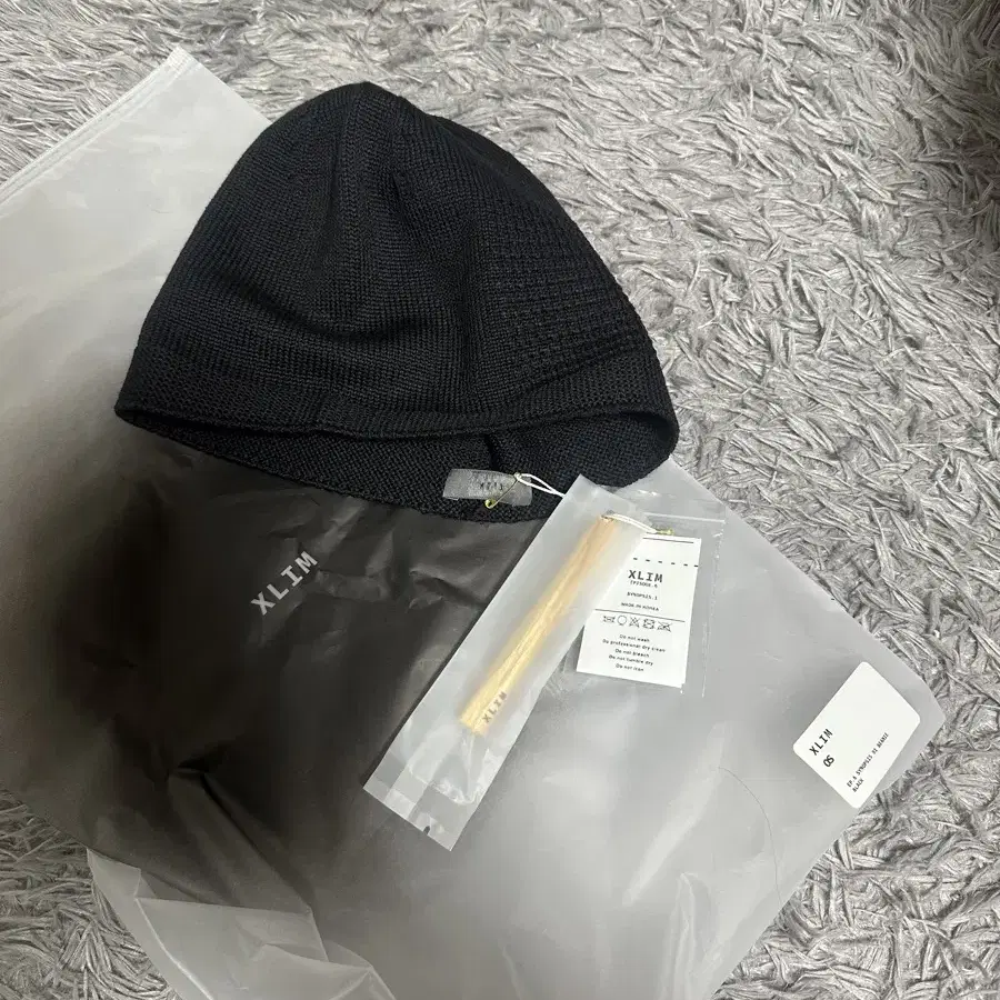 엑슬림 EP.6 SYNOPSIS 01 BEANIE BLACK