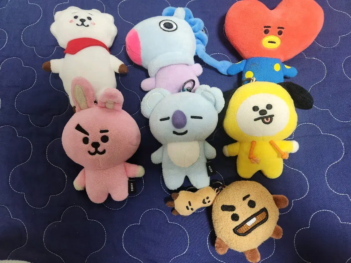 방탄 BT21 백참 양도