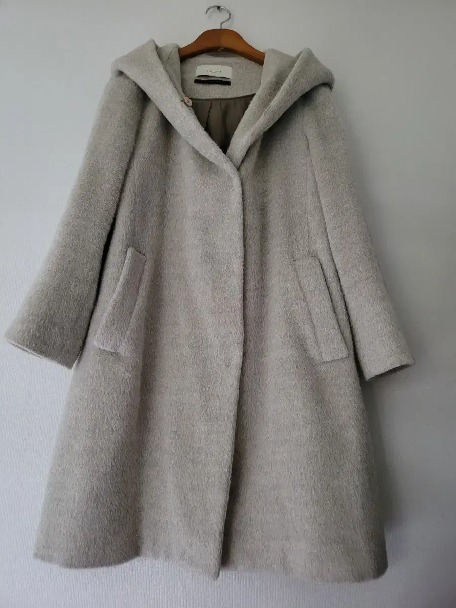 The Smallest Beige Lama Hooded Coat(66~Slim 77)