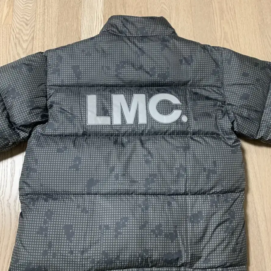 LMC 빅로고 오버핏 패딩S