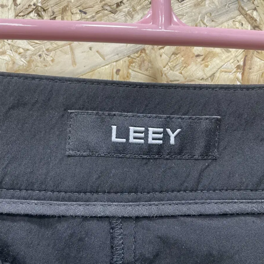 LEEY 엘이이와이 스티치 부츠컷 팬츠 1size