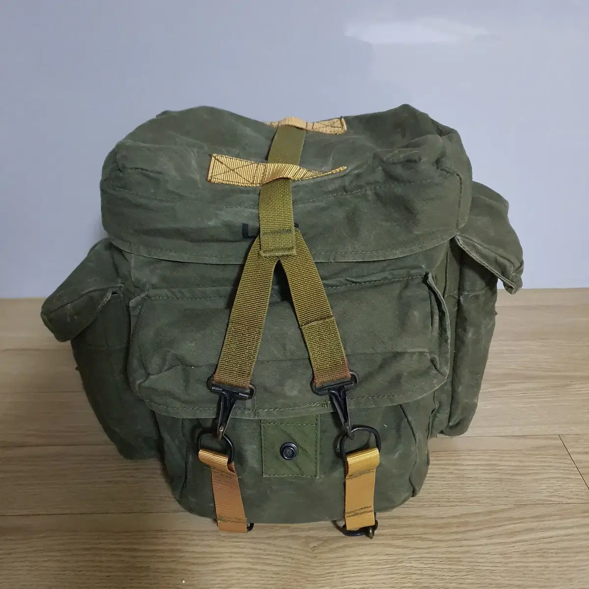 미군 US 빈티지 백팩(US Army Vintage Backpack)-1