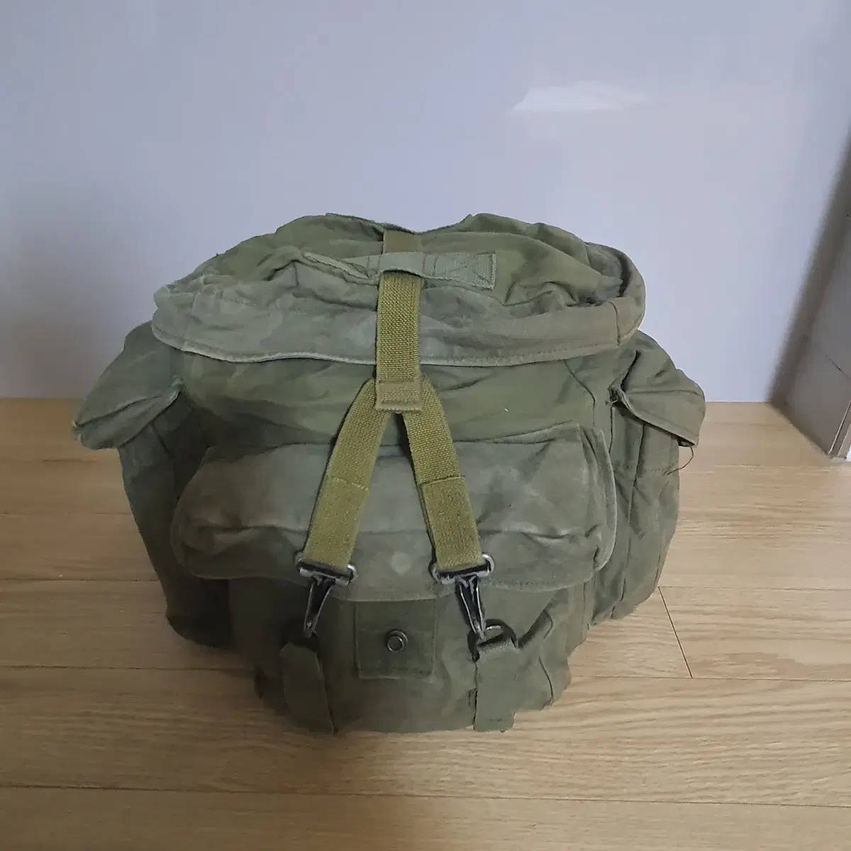 미군 빈티지 백팩 (US  army Vintage Backpack) -2