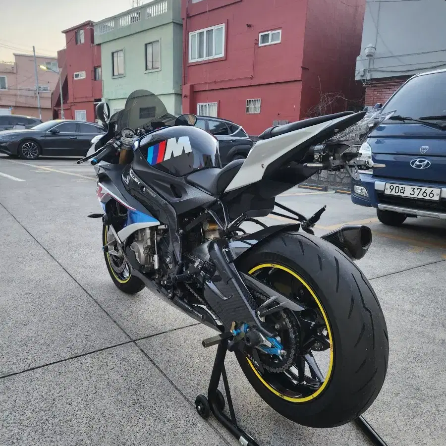 bmw s1000rr 18년 스폐셜 컬러 떼르 풀배기 판매합니다