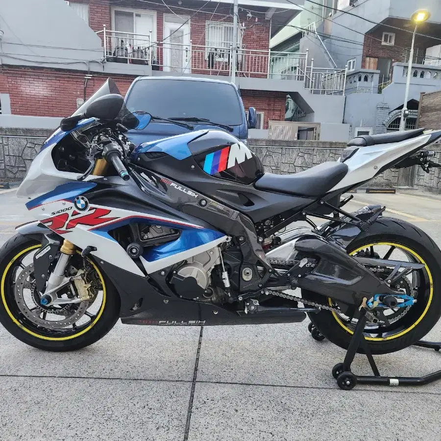 bmw s1000rr 18년 스폐셜 컬러 떼르 풀배기 판매합니다