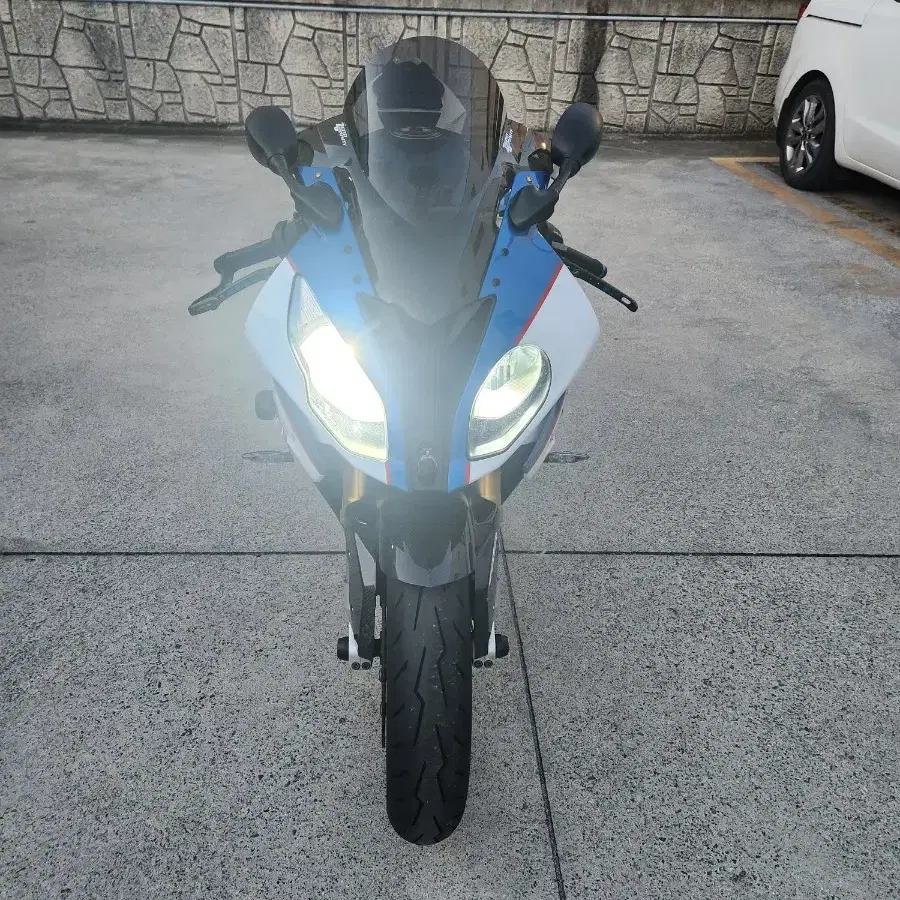 bmw s1000rr 18년 스폐셜 컬러 떼르 풀배기 판매합니다