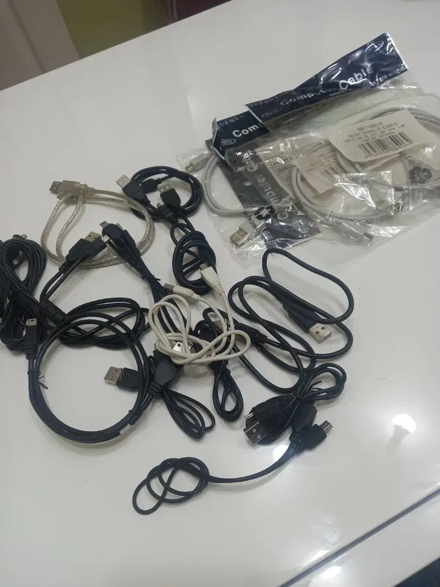 15 mini USB2.0 cables bulk sells for 15000 won