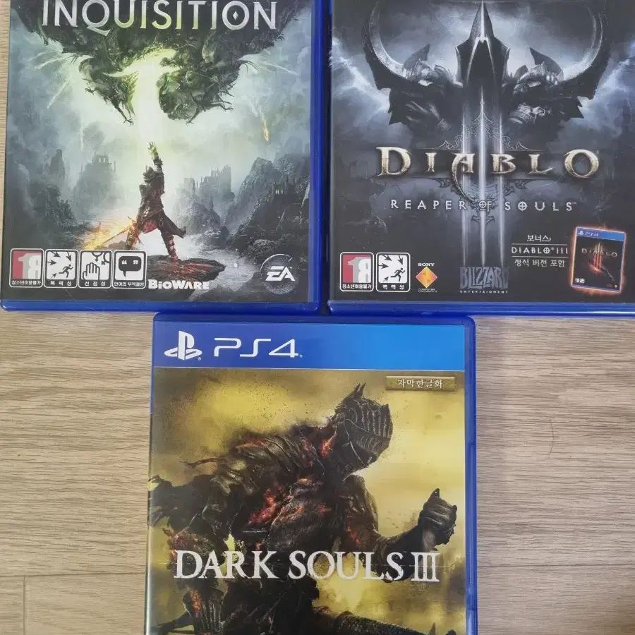 PS4 디아블로3+드래곤에이지+다크소울3